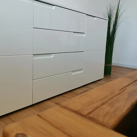 Grosse Gartenblick Mit Terrasse