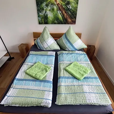 Grosse Gartenblick Mit Terrasse 阿姆特采尔