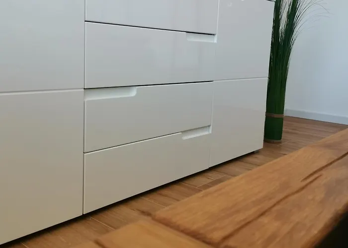 Grosse Gartenblick Mit Terrasse